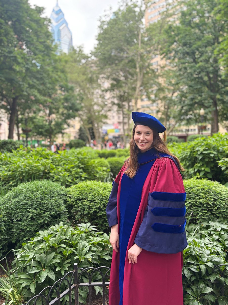 DNA_Bethylation's tweet image. “Just look at the degree on that chick”