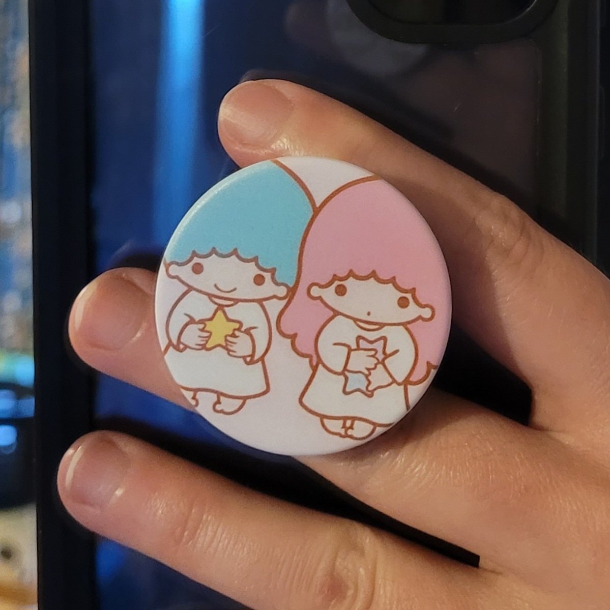 julyoddity's tweet image. My Little Twin Stars pop socket 🩷🩵⭐️

#LittleTwinStars #Sanrio #PopSocket
