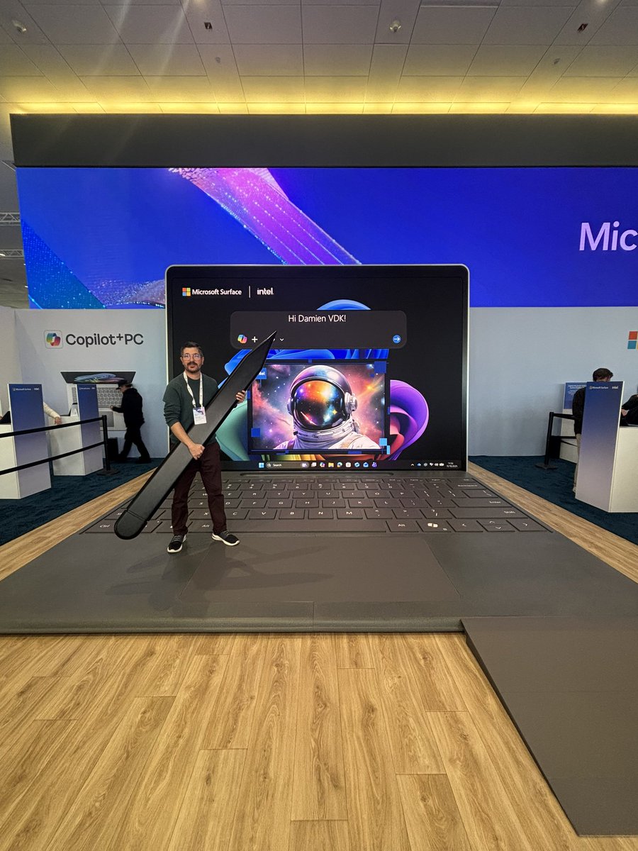 Damien Vande Kerckhove #DamienVDK.com tweet media