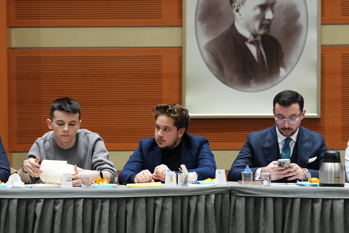 <a href="/akgencistanbul/">AK Gençlik İstanbul</a> | İl Yönetim Kurulu Toplantısı 📸

📍AK Parti İstanbul İl Başkanlığı