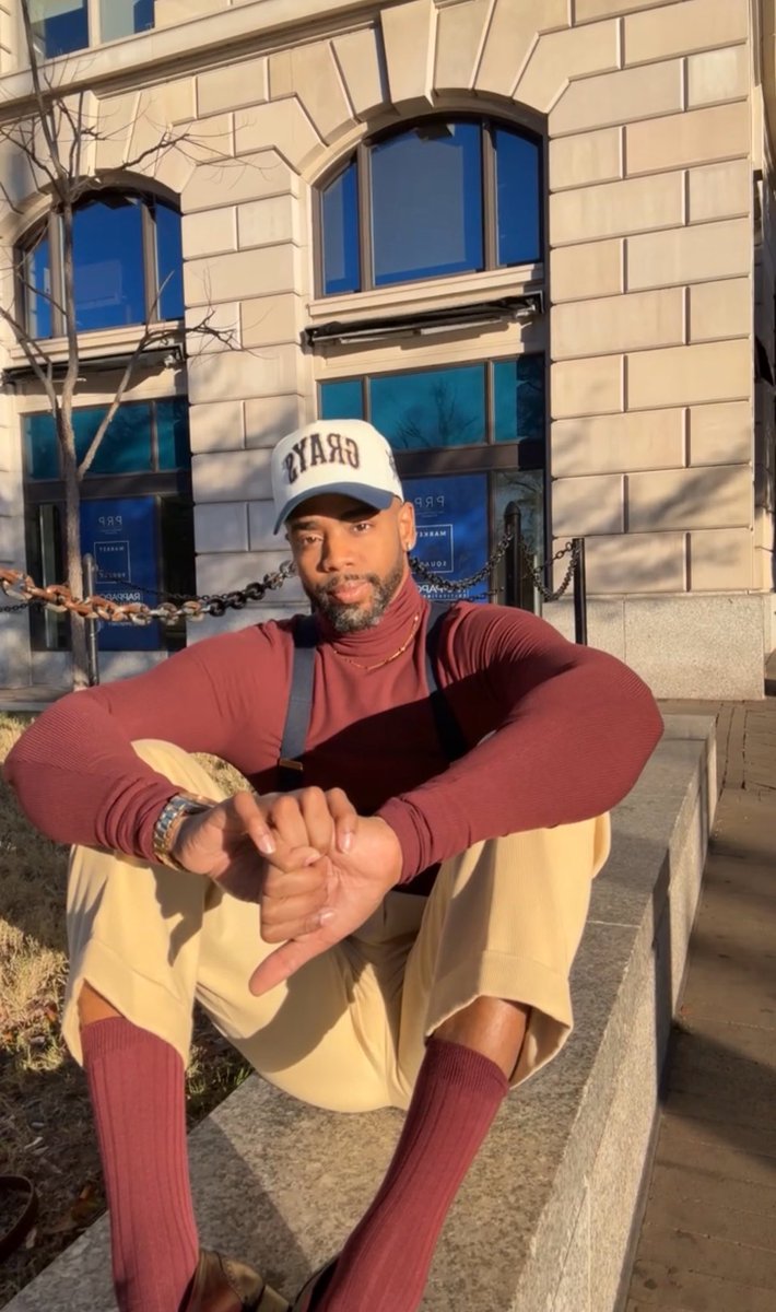 intriguingsean's tweet image. I love fall y’all 🍂