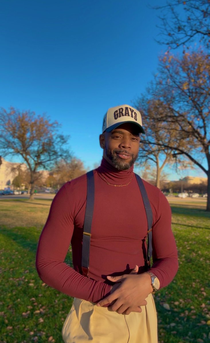 intriguingsean's tweet image. I love fall y’all 🍂