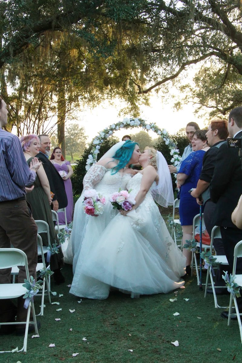 LaLaLaurieArt's tweet image. My third year wedding anniversary was on 11/11 and I wanted to share photos from our special day.

I love my wife so much, I am forever thankful and grateful to have her in my life.

Thank you for loving me, Honeybun.