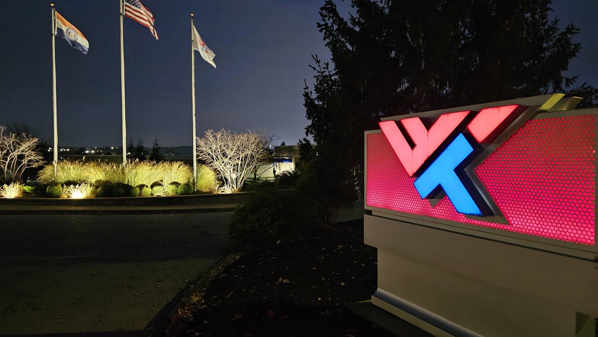 TekStrategist's tweet image. A special thanks to Jon Duren for a tour of WWT&apos;s Advanced Technology Center. An impressive technology test and demonstration facility.