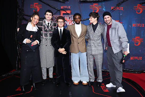 PP96094's tweet image. St premiere in Berlin 🥰💕
#StrangerThings5 #StrangerThings  #core4