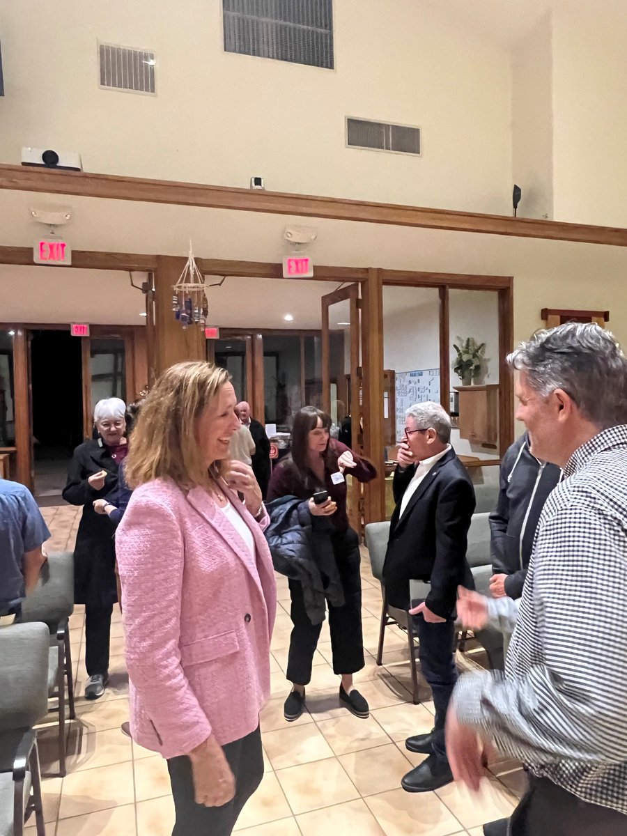 ASM_Irwin's tweet image. Thank you, Holy Trinity Church of Thousand Oaks for hosting a community discussion on the impact and uncertainty caused by the ongoing ICE raids within our community. Grateful to have been asked to participate. #AD42