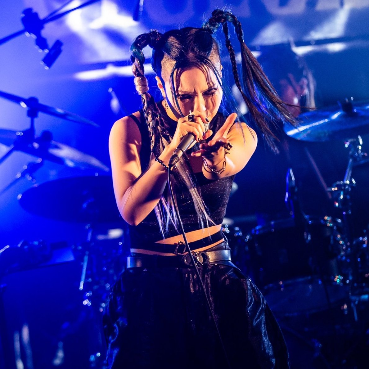 scruffy_619's tweet image. Random appreciation post for the awesome women from Japan with the best death voices/harsh vocals whom I&apos;ve had the great fortune to see live 🔥❤️‍🔥🔥

@hanabie_yukina #HANABIE. #花冷え。
@akane_dimrays #Dimrays
@yabadaba7 #GUNGIRE
@regan_shout #SAISEIGA