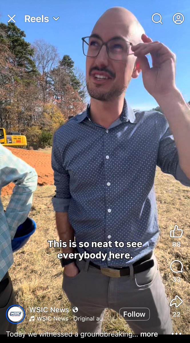 NASCARonReddit's tweet image. .@joeylogano has an… interesting new look (via u/kritz0ne) reddit.com/comments/1p0qr… #NASCAR