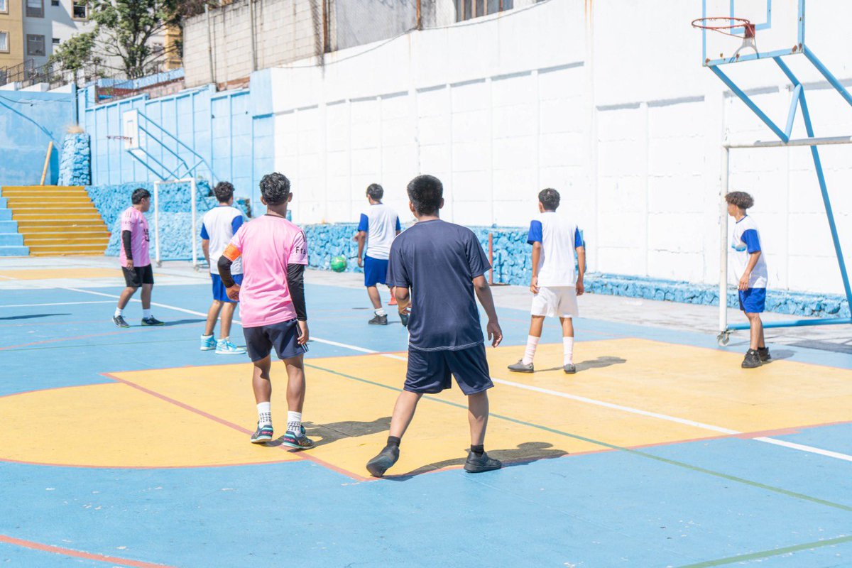 En las instalaciones de <a href="/Digefgt/">Digef</a>, se celebró la cuadrangular futbolística “Un Futuro Seguro” del programa Medidas Socioeducativas de <a href="/somossbs/">Secretaría de Bienestar Social de la Presidencia</a> que apuesta por la integración, disciplina y convivencia como motores para la reinserción social de las juventudes. ✨⚽