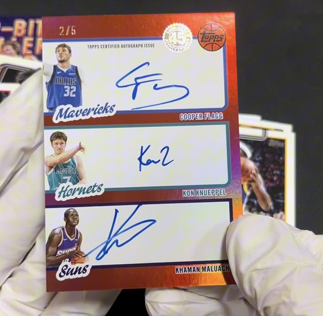 yakyukoz0's tweet photo. YouTubeには上げましたがXに載せてなかったので、、
2025/26 topps NBA MEGA BOX
Cooper Flagg
Kon Knueppel
Khaman Maluach
triple auto 2/5
#topps #toppsnba https://t.co/jRaxMij7jD