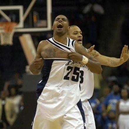 OutTheWay850's tweet image. Will always give myself my own ⚘️⚘️

25 always ♥️