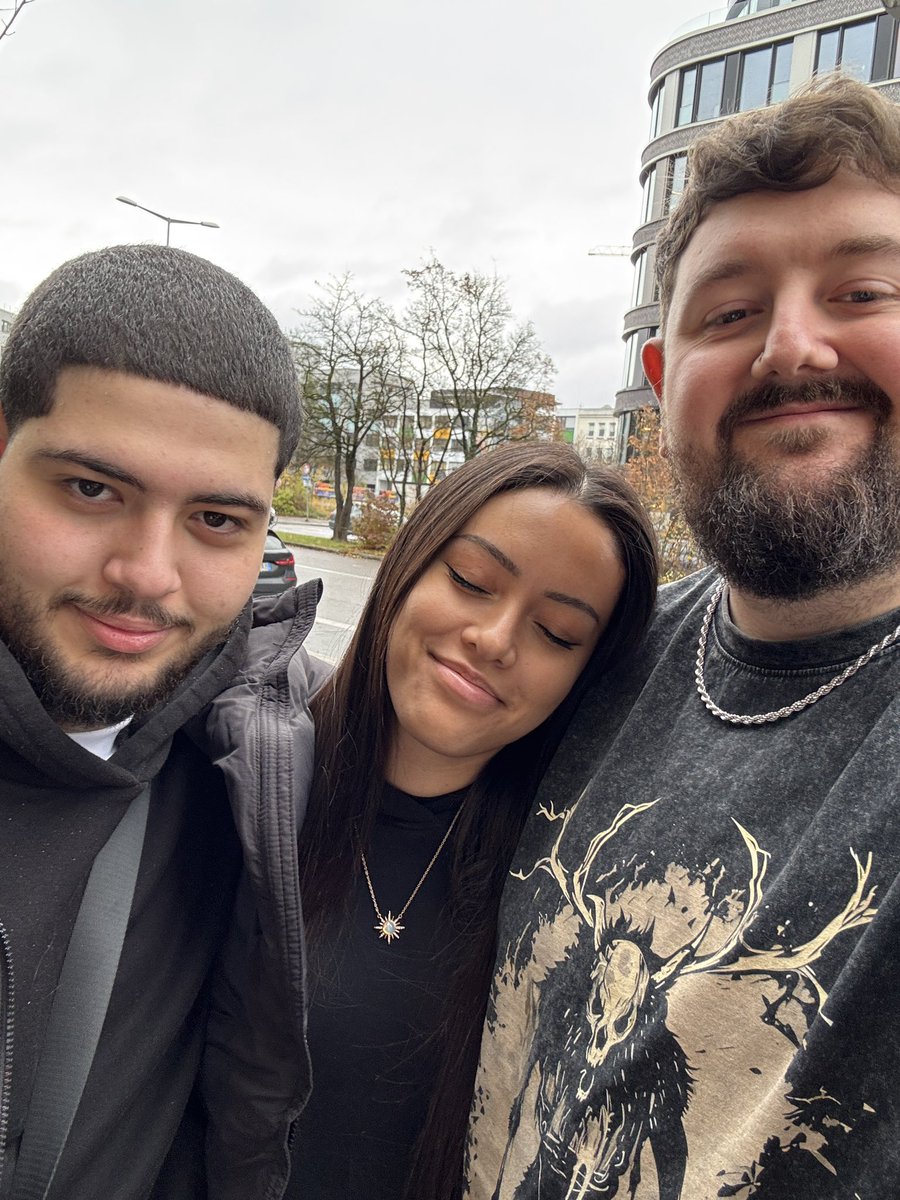 Karlvard_'s tweet image. Finally home from Munich. Starting my thread off with my favourites, thank you all for an amazing weekend! Love you all. 🫶