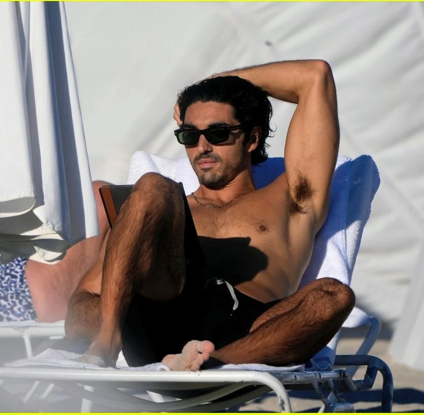 alexadiazfox's tweet image. Taylor James ❤️‍🔥