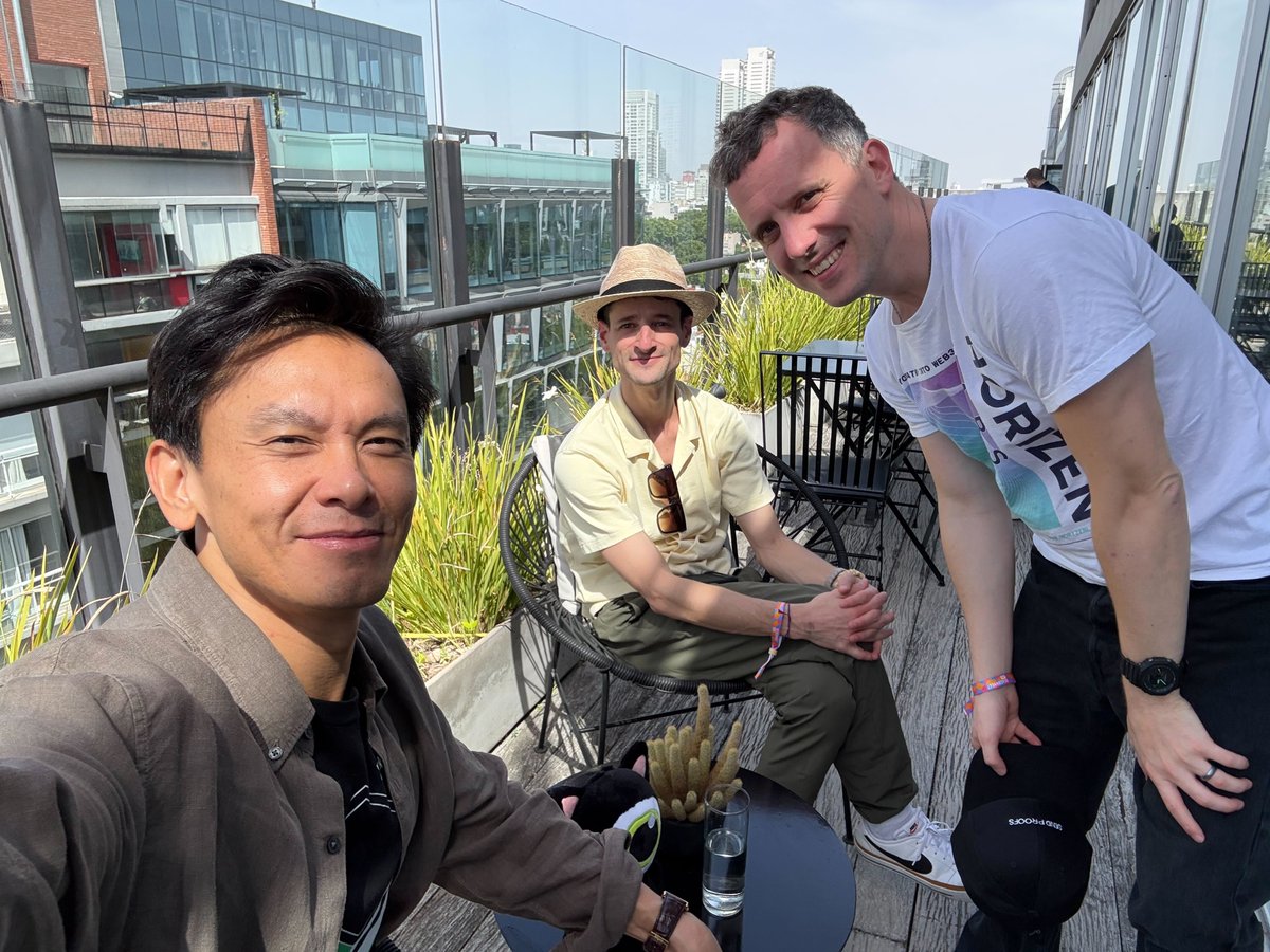 HorizenLabs's tweet image. The HL team is on the ground in Buenos Aires for @EFDevcon, meeting builders, talking with industry leaders, and pushing the future of Web3 forward.

They’re spotlighting everything @ZKVProtocol and @horizenglobal have been building: scalable verification, real infrastructure,…