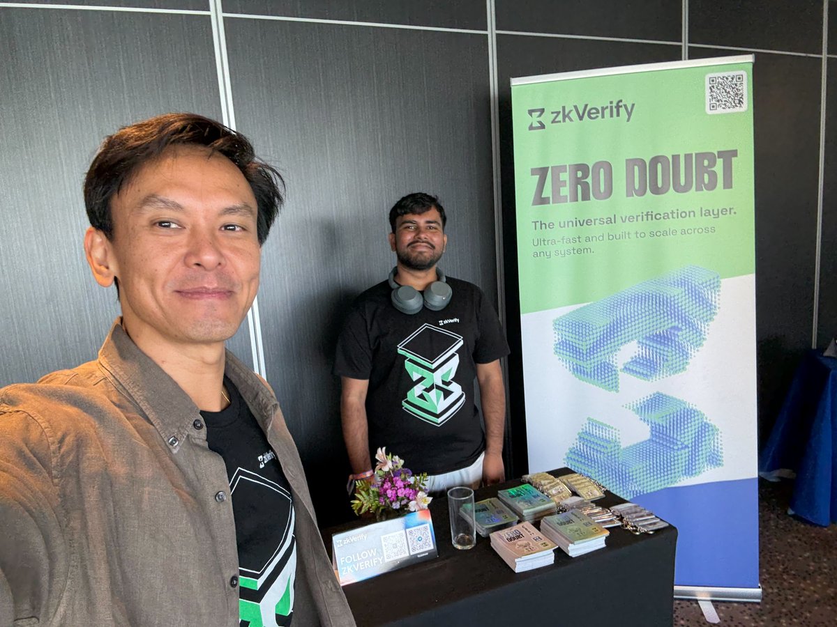 HorizenLabs's tweet image. The HL team is on the ground in Buenos Aires for @EFDevcon, meeting builders, talking with industry leaders, and pushing the future of Web3 forward.

They’re spotlighting everything @ZKVProtocol and @horizenglobal have been building: scalable verification, real infrastructure,…