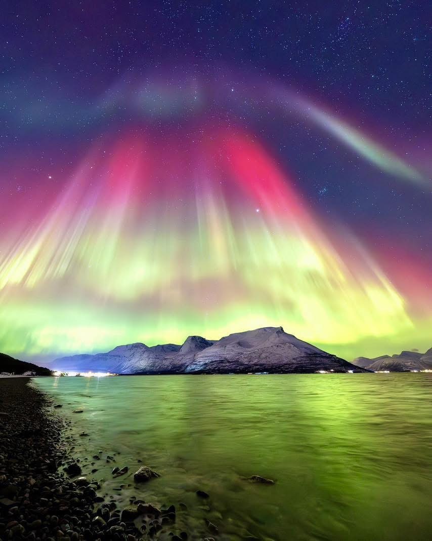 moonloverxjpg's tweet photo. Aurora boreales https://t.co/1MxVlv6Myy