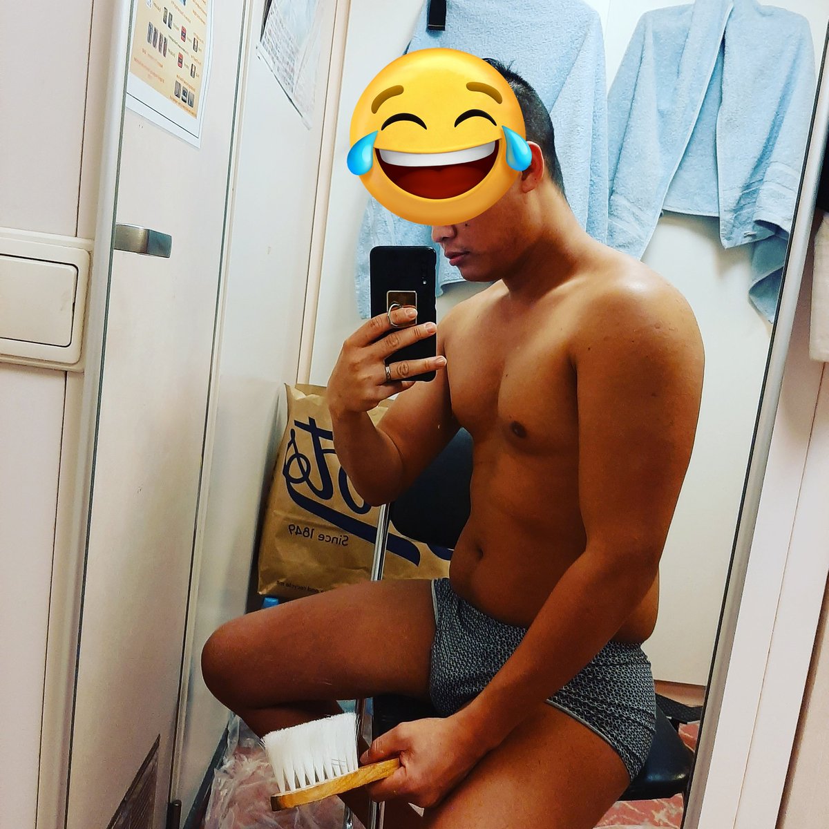 giftedtop🚢⚓ tweet media