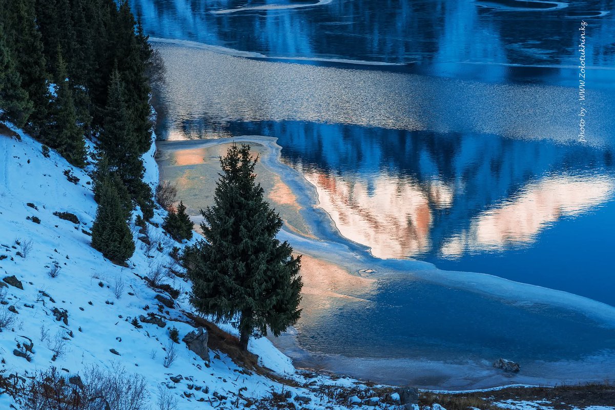 ВАУ на БАО
Фото© Максим Золотухин
БАО - Большое Алматинское Озеро.
Алматы, Казахстан