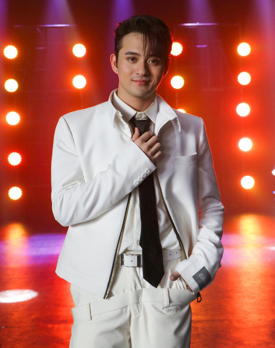 Saan ba talaga ang waistband? chareng

BGYO BREAKTUDO WIN
#BGYO_RisingIntlArtist