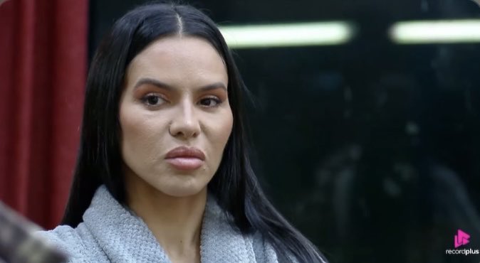 kabiscoiteira's tweet image. Gente?