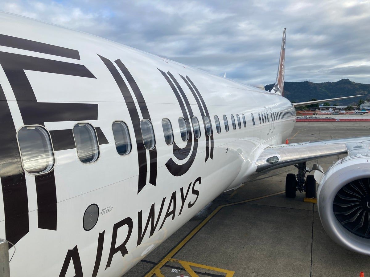 upgradedpoints's tweet image. Fiji Airways’s latest promotion can get you to Fiji, Australia, or New Zealand for as little as $698 round-trip!🇫🇯 

These fares include checked baggage, a carry-on, and an inflight meal, and you can travel on numerous dates in 2025. upgradedpoints.com/news/fiji-airw…