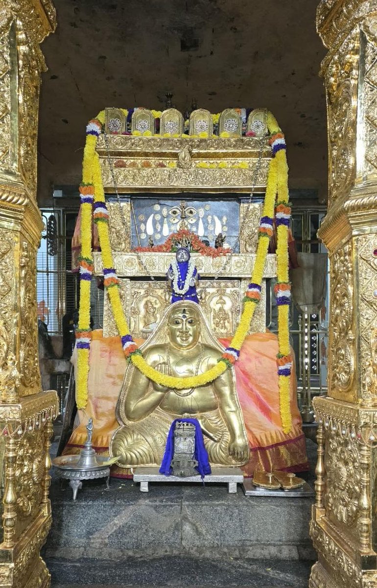 venkataraju123's tweet image. ಓಂ ಶ್ರೀ ಗುರು ರಾಘವೇಂದ್ರಾರ್ಯ ನಮಃ 🙏 @Jaggesh2