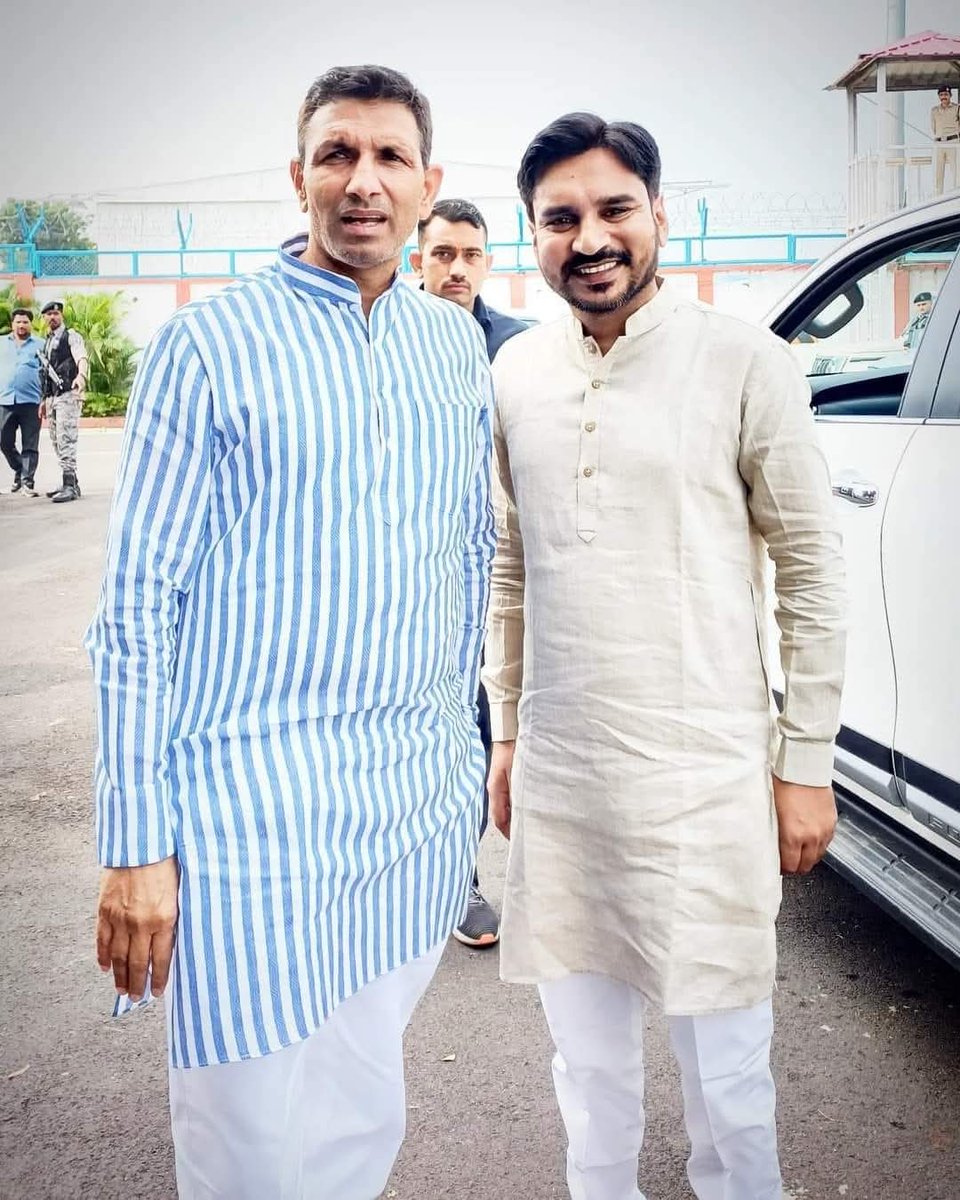 मध्य प्रदेश कांग्रेस कमेटी के लोकप्रिय झाझारू अध्यक्ष बड़े भाई आदरणीय जीतू पटवारी जी को जन्मदिन की अनंत शुभकामनाएं ।
बाबा महाकाल की कृपा आप पर हमेशा बनी रहे। 
<a href="/jitupatwari/">Jitendra (Jitu) Patwari</a>