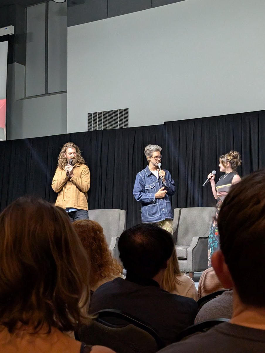 salfish69's tweet image. you guys won&apos;t believe what went down at my university tonight. 

#rhettandlink #gmm #goodmythicalmorning