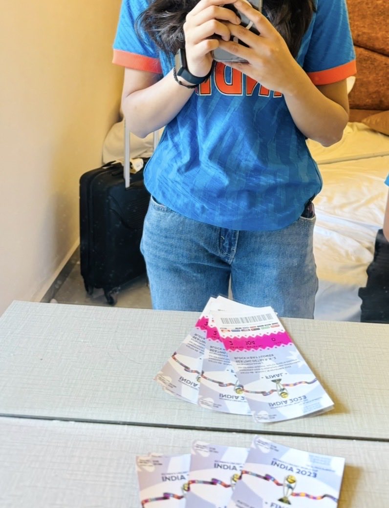 meme_ki_diwani's tweet image. Act like it’s the morning of 19/11/23.