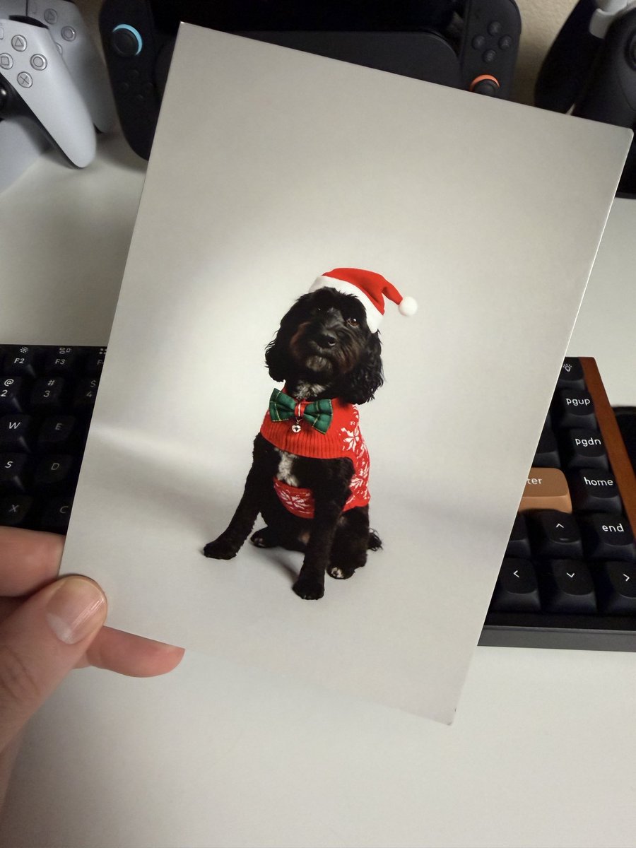 AlmorTech's tweet image. Traditional Christmas card from @ItsMeChalks 🇬🇧

You guys are the best ❤️