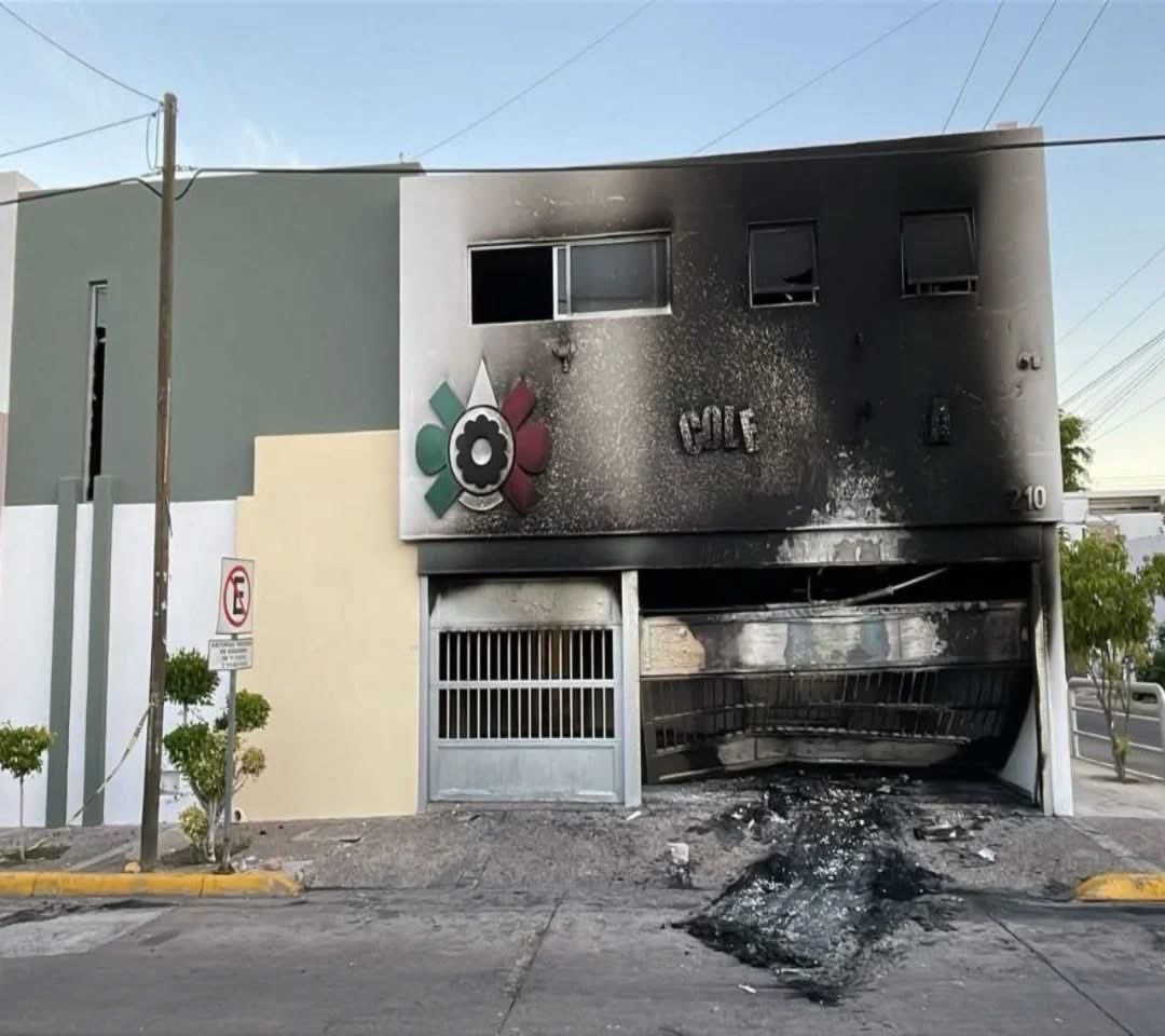 alfrekjv's tweet image. ¿En qué le beneficia esa información a los niños en Culiacán que se quedaron sin clases porque el narco les quemó su escuela anoche?