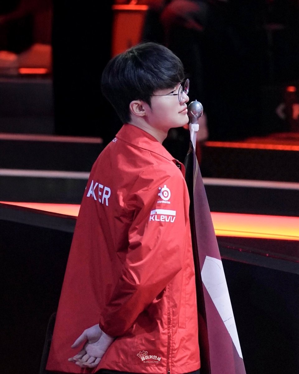 LONGLIVE_FAKER's tweet photo. 상혁이행복 내행복🐈‍⬛

#Faker #페이커 @faker https://t.co/21nKV5VWpS