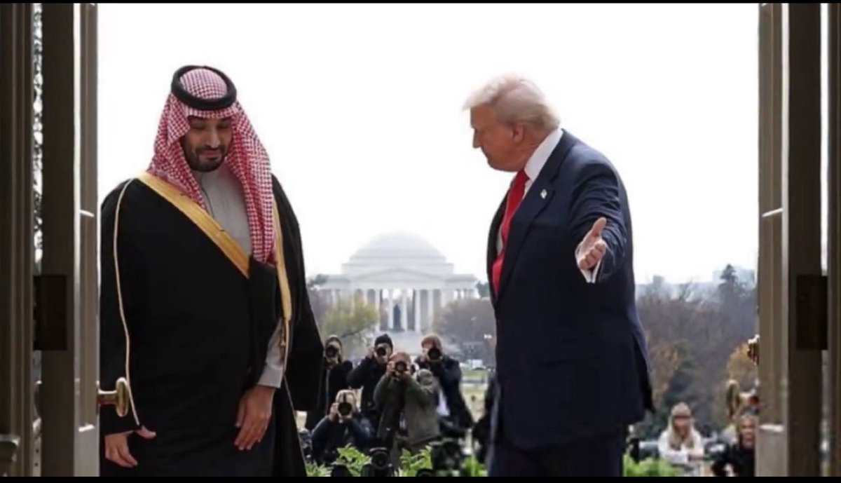 زعيم الشرق الأوسط وقائد رؤيتنا الملهم صاحب السمو الملكي الأمير محمد بن سلمان 

حفظك الله في حلك وترحالك