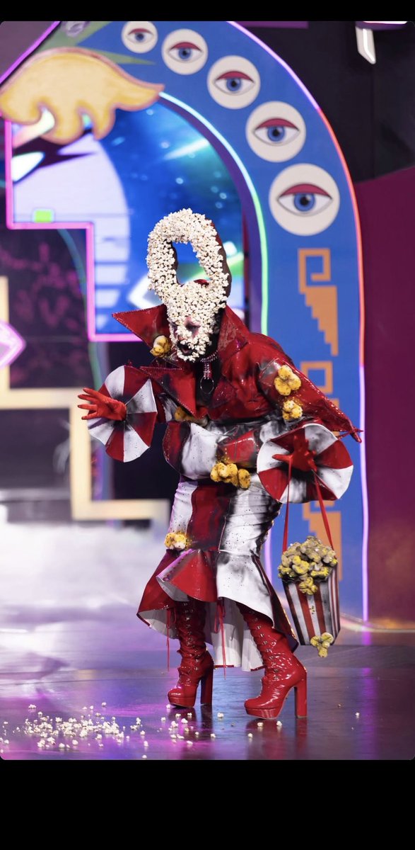 VeronicaVonLove's tweet photo. Entonces dije, quién es ella?🤨
#LMD7 https://t.co/pBzmifq0Yf