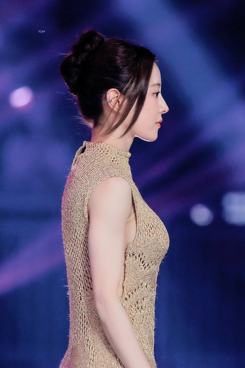 이세영은 옆태의 지배자...🫠