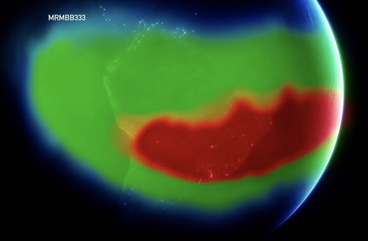 MrMBB333's tweet image. NASA says Earth’s biggest magnetic weak zone is expanding. And at the same time, we’re seeing strange sky patterns, tech glitches, animals misaligning, and people reporting ringing ears and sudden fatigue. Not saying it’s all connected… but the timing is hard to ignore.