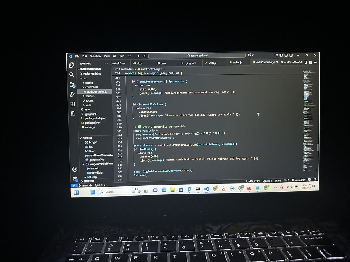 Aaytriple's tweet image. Any last man standing? Dev mode 

#nextjs #nodejs #code
