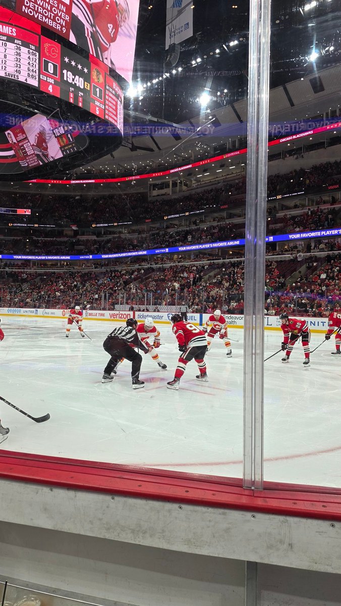 NotWethan's tweet image. HAWKS WIN + BEDARD HATTY! DOESN'T GET BETTER THAN THAT!