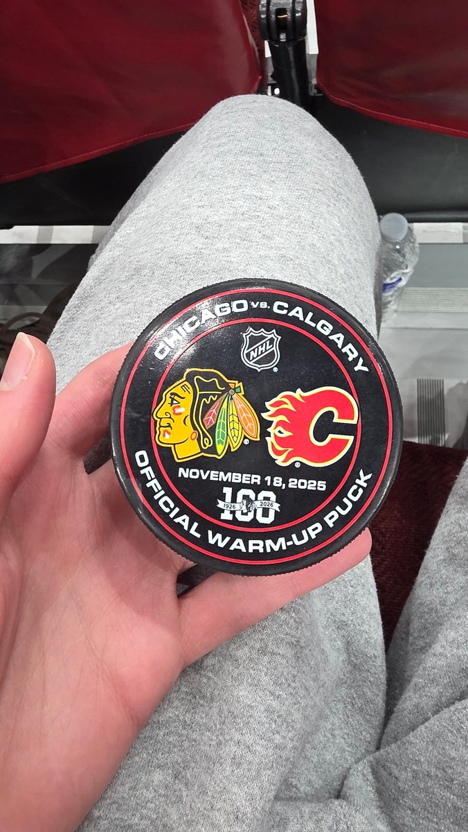 NotWethan's tweet image. HAWKS WIN + BEDARD HATTY! DOESN'T GET BETTER THAN THAT!