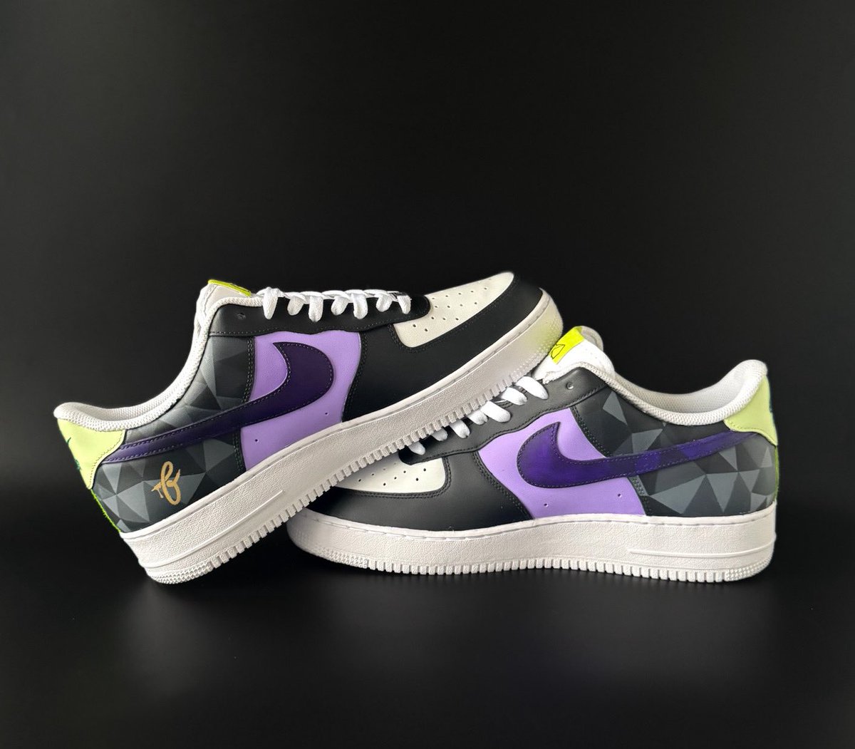 FRESHESTKICKS.ETH 👟 tweet media