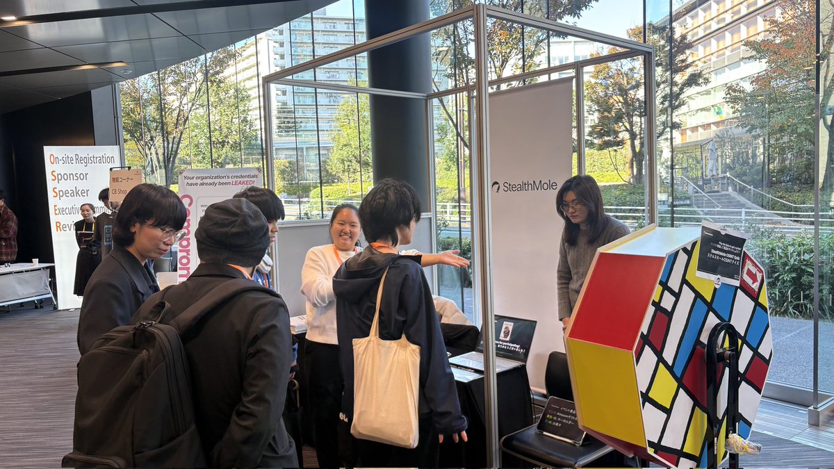 stealthmole_int's tweet image. 🚀 Code Blue – Day 2!
 Yesterday, we had two Grand Prize winners at our booth!
 Ready to try your luck today? 🎁 Come join our quiz &amp;amp; giveaway!
👀 If you stop by and listen to our short product overview,
 you can also receive a demo account to experience StealthMole directly.
📍…