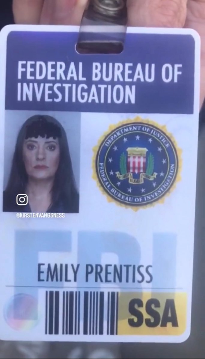 cherryxprentiss's tweet photo. Who the heck did that to Prentiss? 😂 LMAO 
@pagetpaget https://t.co/ZfVv4e3UyX