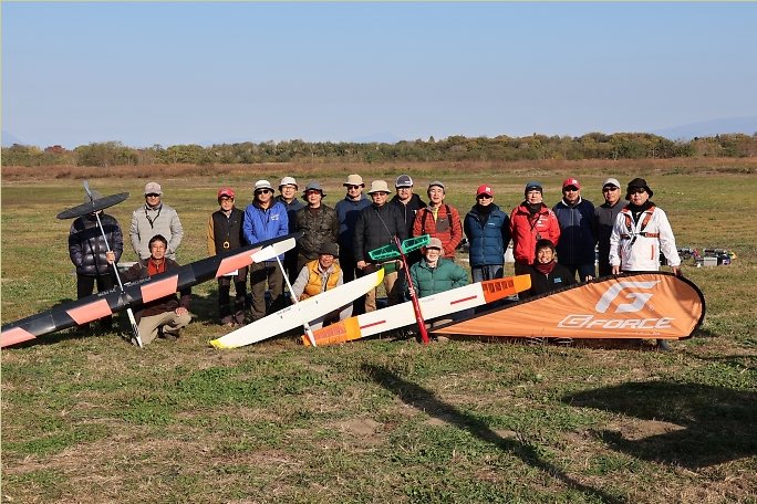 gforcehobby's tweet image. G-FORCE 北関東サーマル大会レポート①

11月16日、日曜日、埼玉県にある上里模型グライダー場にて「G-FORCE 北関東サーマル大会」を開催いたしました✈️

天候にも恵まれ☀️無事盛況のうちに終了することができました🌈

上里模型グライダークラブ✈️の皆様、ご協力誠にありがとうございました✨