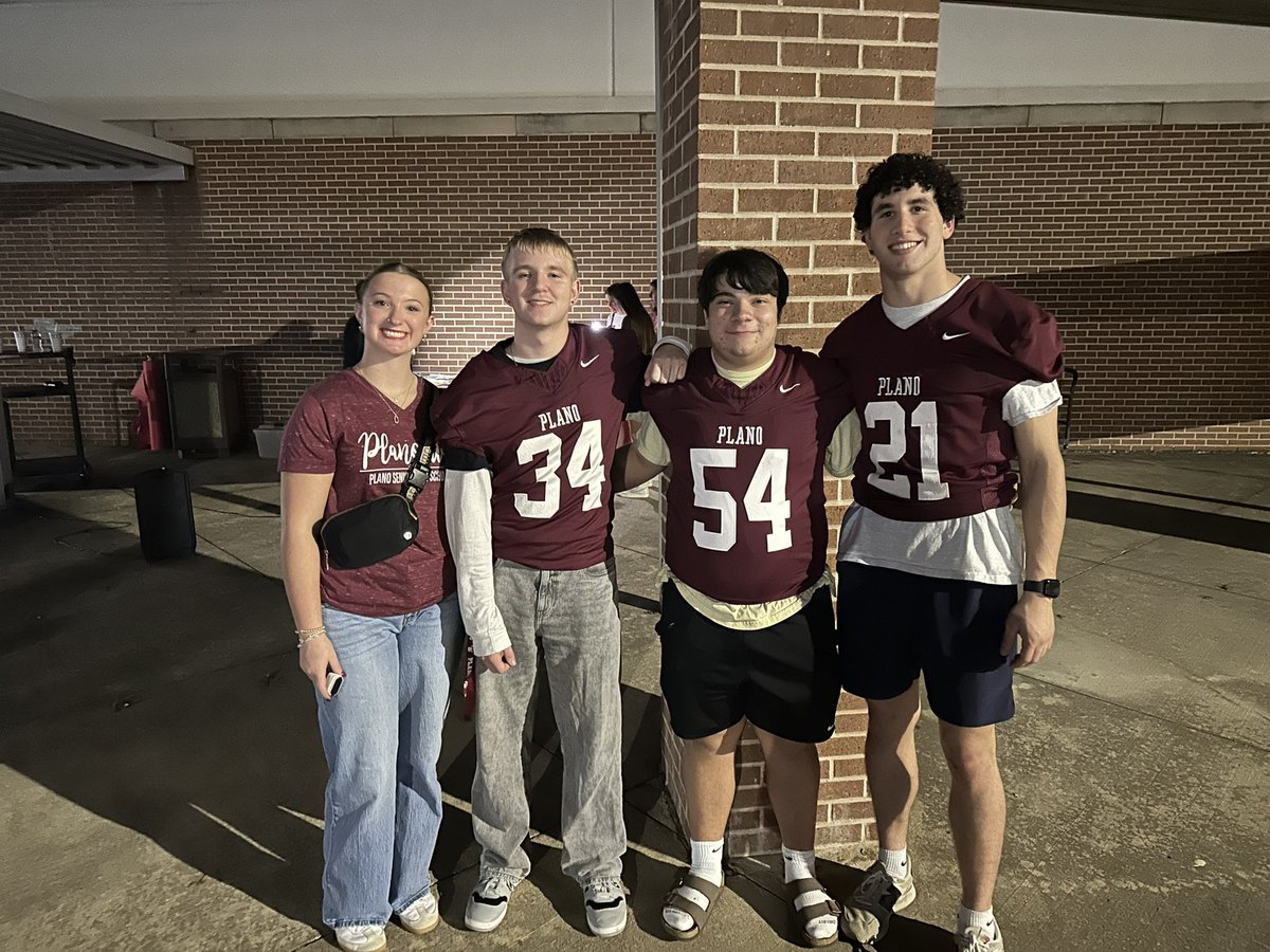 These Wildcats had a great time reading with our future Wildcats at Thomas Elementary this evening!