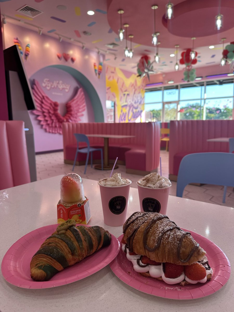 Azopts's tweet image. The  loverboy me is finally back