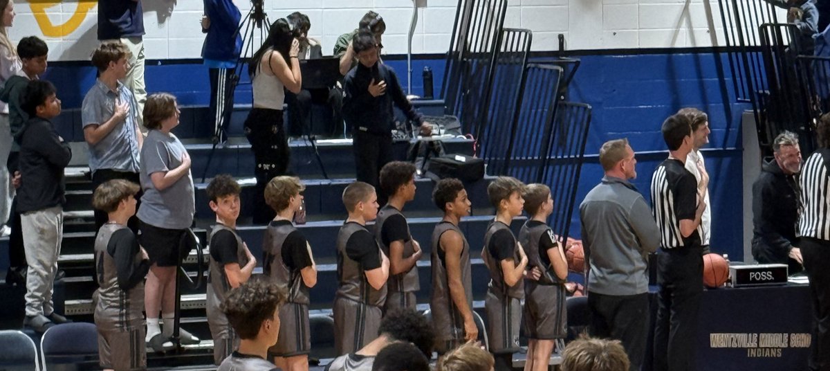 TrishaGrantham5's tweet image. Game #2  in the books for our Wentzville South Middle School boys🏀 Another W and this time vs Holt🙌🏻 Fun to watch Ashton back on the court with his buddies! #23 #ballin #45-43 #assist #wsms #wolves🐺 #forward @ag_stl @RAGranthamIV_2 @PtoSms @WSMSwolves @WSDinfo