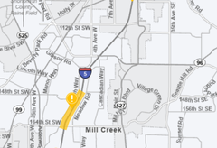 更新: リンウッドとミル クリークの間のアッシュ ウェイ近くの SB I-5 では、左側の 2