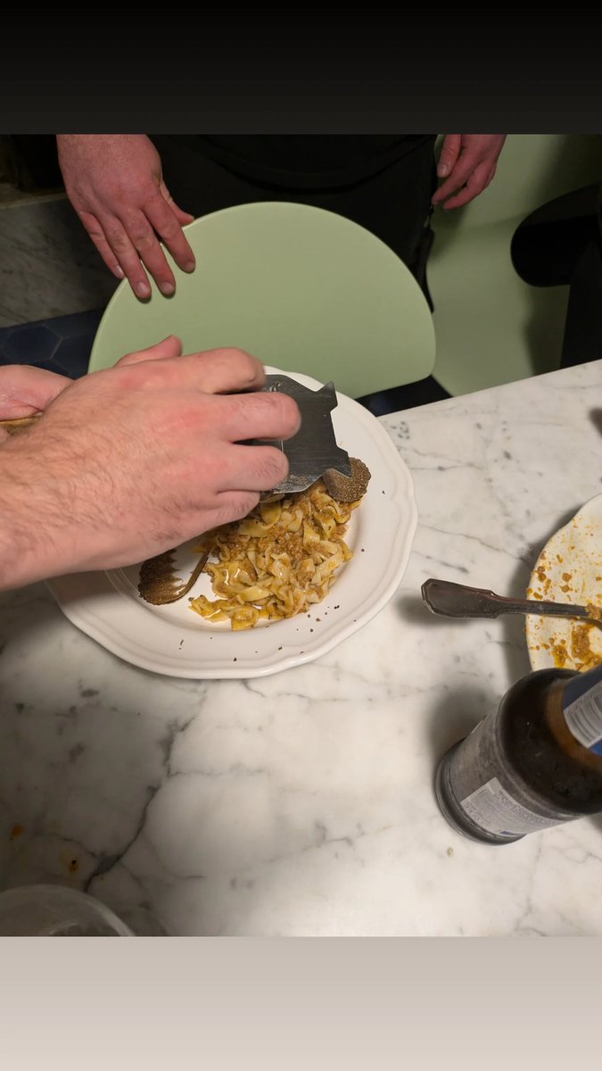 Bestofitalyinus's tweet photo. How good is truffle time in Italy ? ๐ฎ๐น๐๐ฝ๏ธ Where have you tried the best truffles ? Piedmont ? Umbria ? Tuscany ? Emilia Romagna ?
#visititaly #foodievacation #tartufo #travelplanner #trufflepasta #trufflehunter #wherearethetruffles https://t.co/PUe7xWXaMc