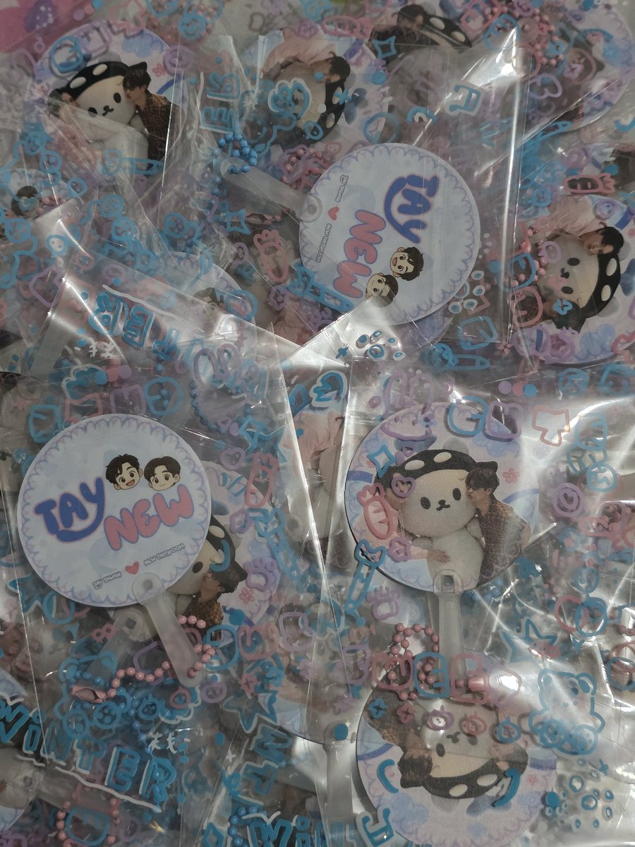 namelessshai's tweet photo. #PEBACAConcertinManila freebies by me &amp; @lizlumague 💙🩷

☆ limited quantity
☆ 1:1 
☆ will give out randomly
☆ rt &amp; like to spread 

SEE YOU 🥰🐳🐻‍❄

#PEBACAConcertinManila https://t.co/GOCON43s2W