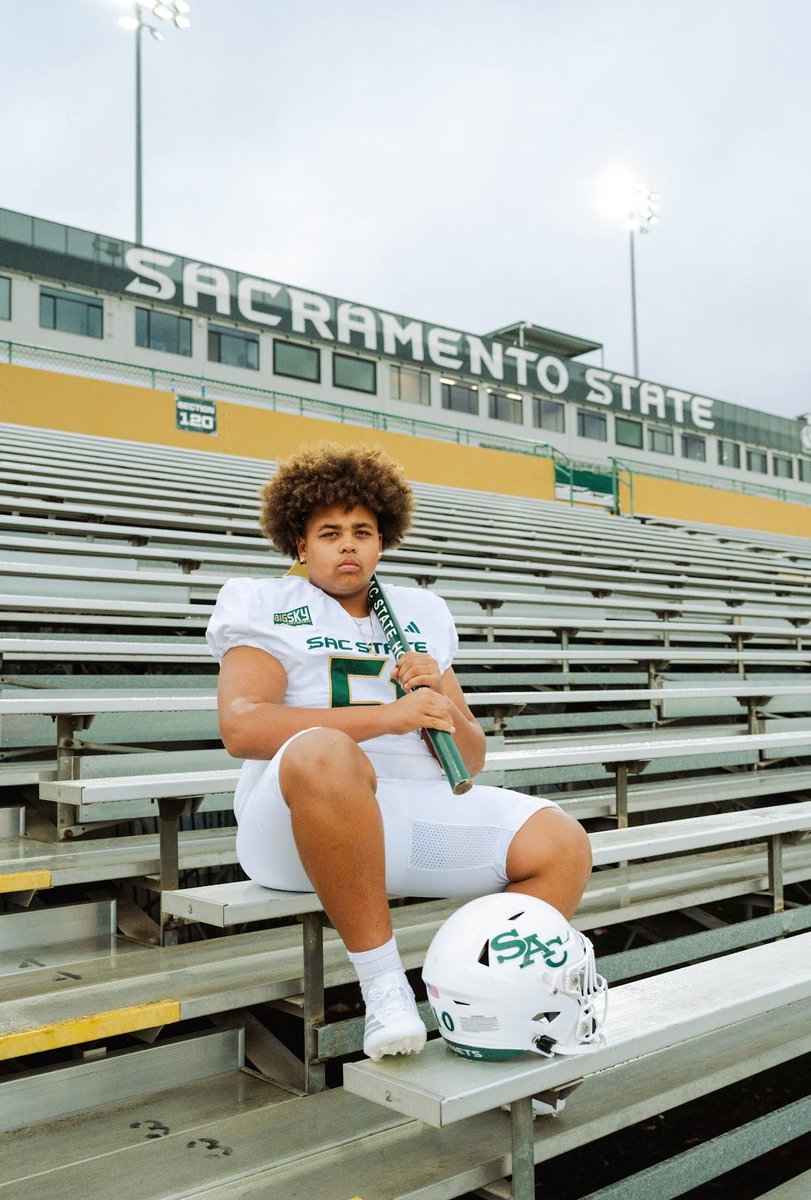 Nathaniel Stone tweet media